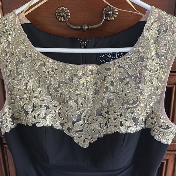 Alex Evenings black gold ruched maxi dress 4P NWOT - Picture 2 of 12